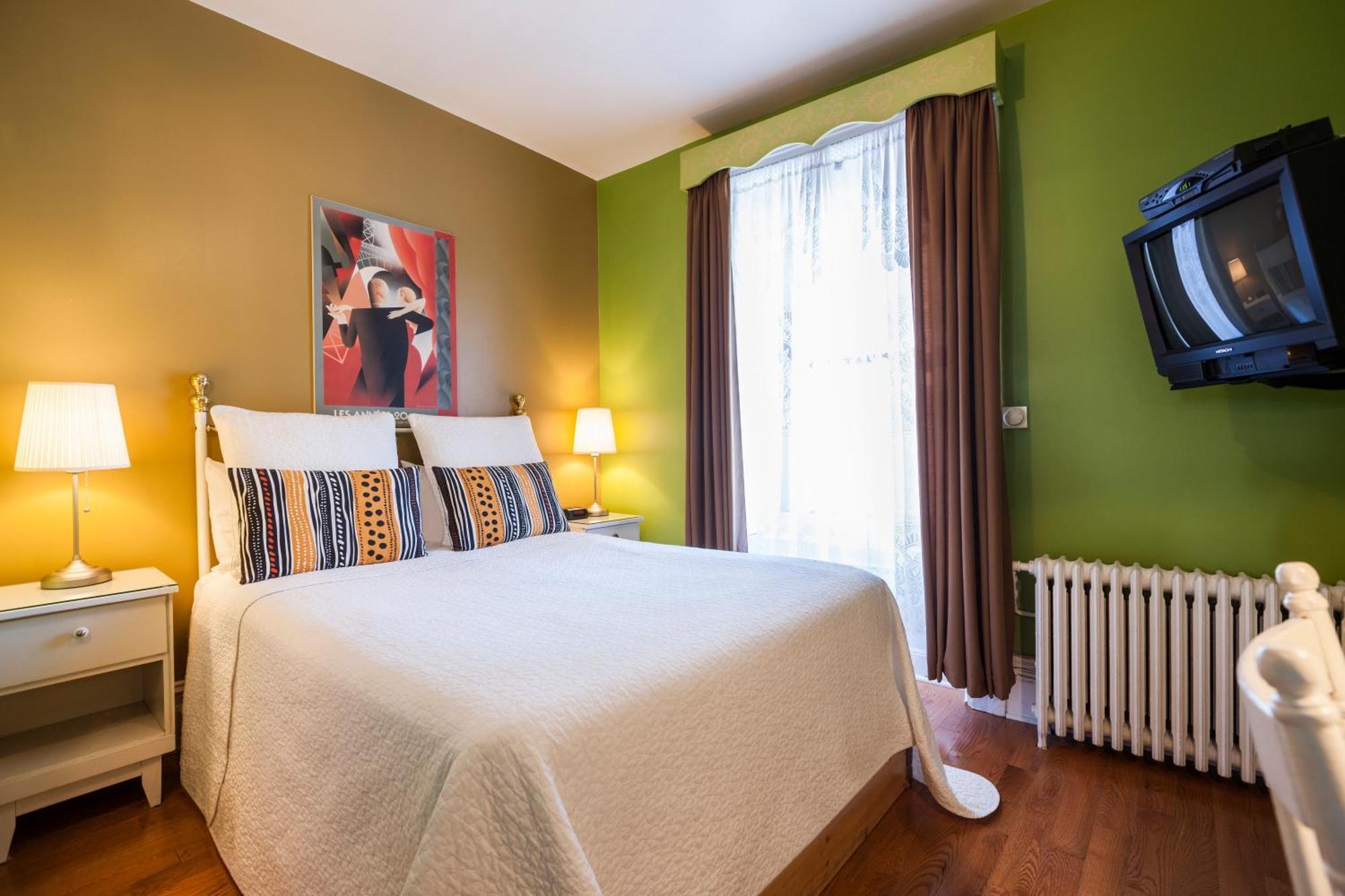 Budget Double Room,689642091:JPEG